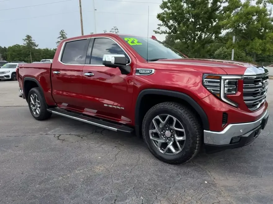 2022 Gmc Sierra 1500 SLT photo 1