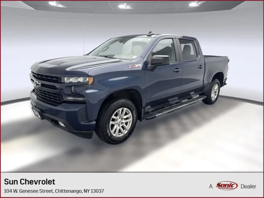 2020 Chevrolet Silverado RST photo 1