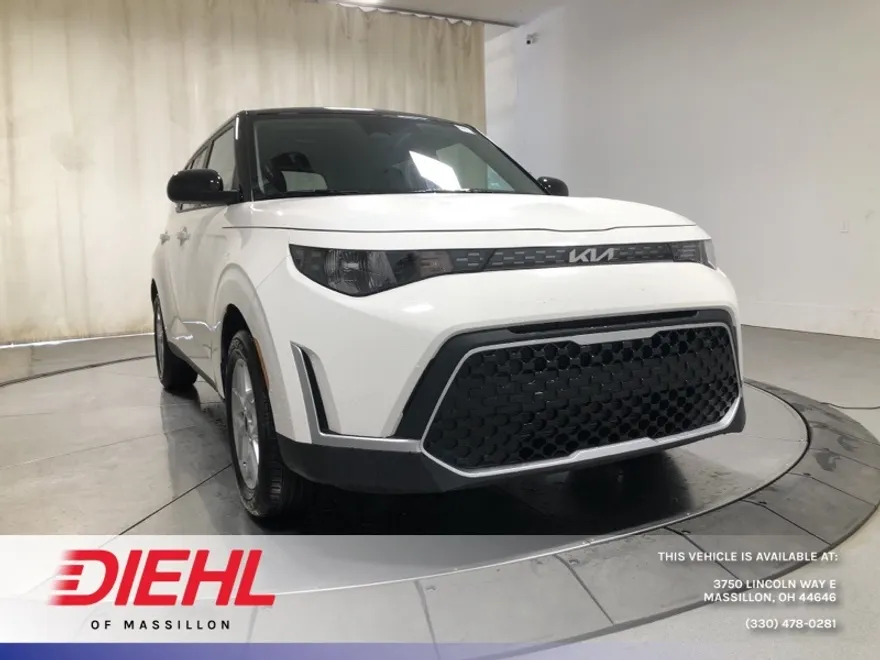2025 Kia Soul S photo 1