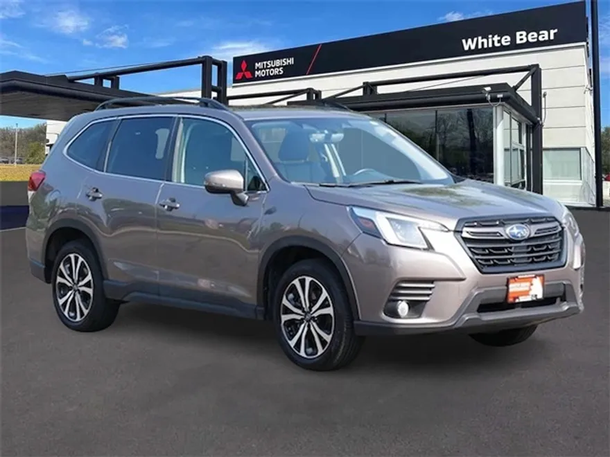 2023 Subaru Forester Limited photo 1