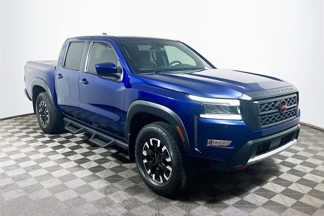 2023 Nissan Frontier PRO-4X photo 1