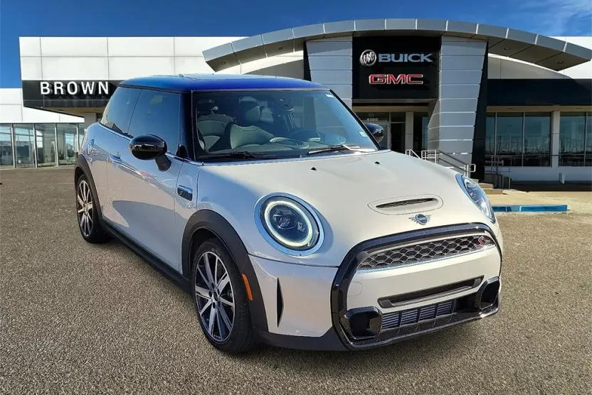 2022 Mini Cooper 2 Door Hardtop S photo 1