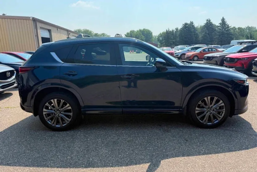 2025 Mazda CX-5 2.5 Turbo Signature photo 1