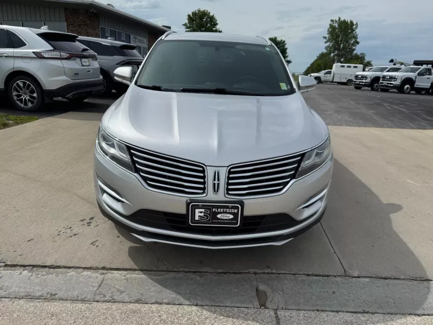 2017 Lincoln MKC Select photo 2