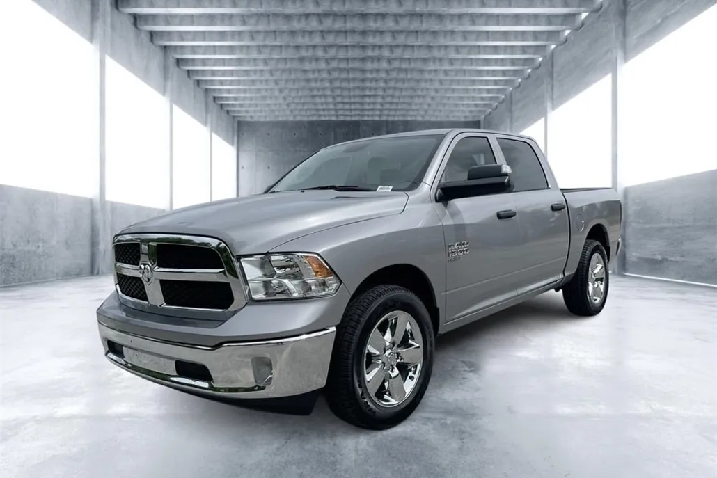 2024 Ram 1500 Classic photo 1