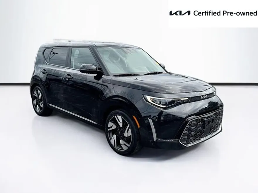 2023 Kia Soul GT-Line photo 1