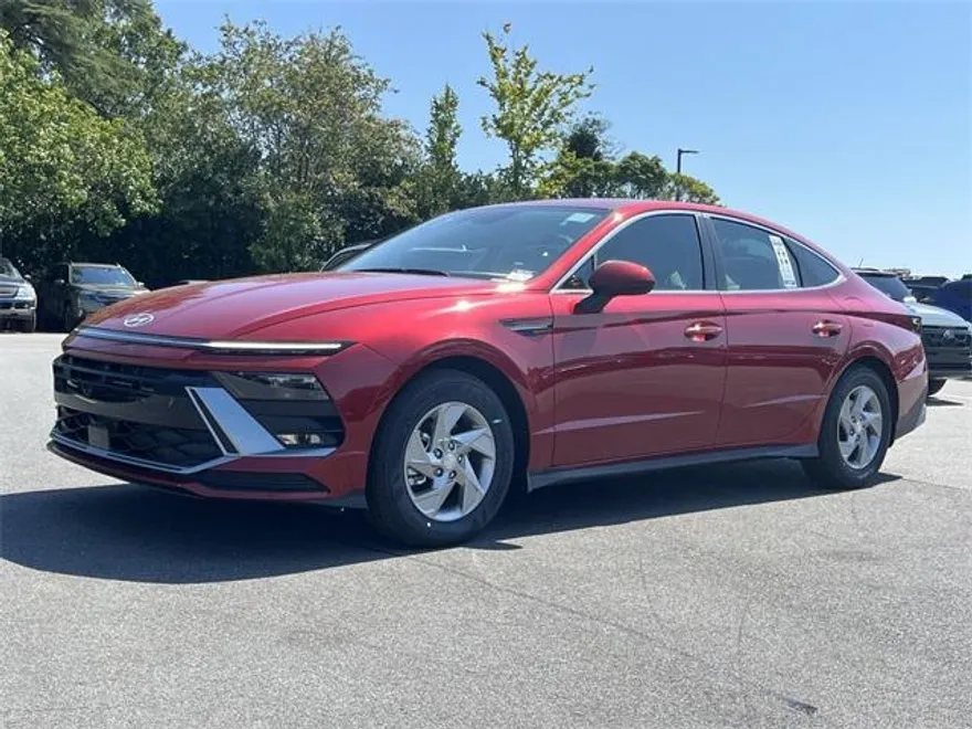 2026 Hyundai Sonata SE photo 1