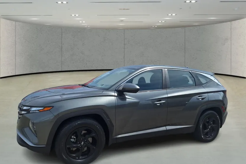 2023 Hyundai Tucson SE photo 1
