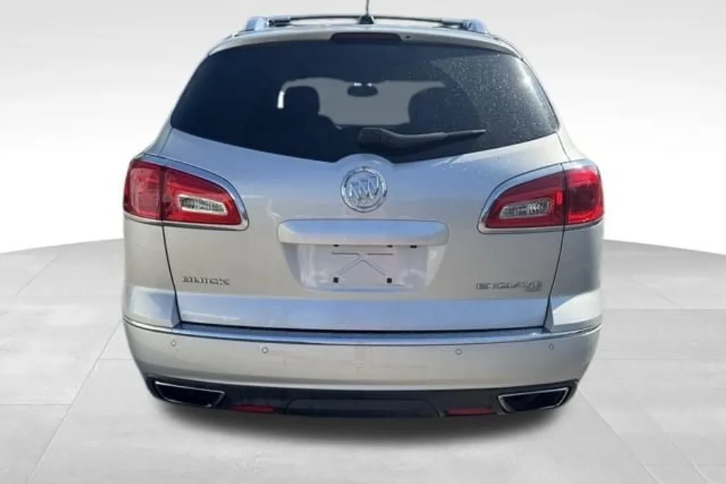 2017 Buick Enclave Leather photo 1