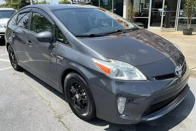 2012 Toyota Prius Two photo 1