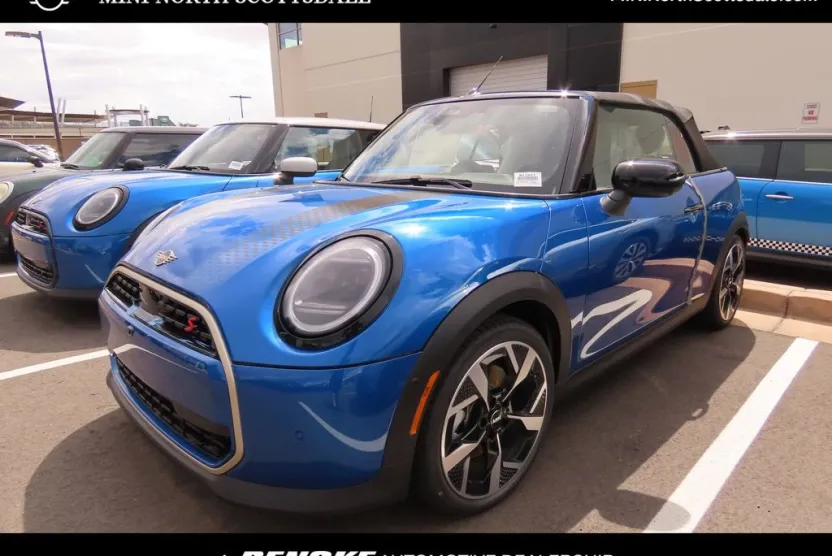2026 Mini Cooper Convertible Iconic photo 1
