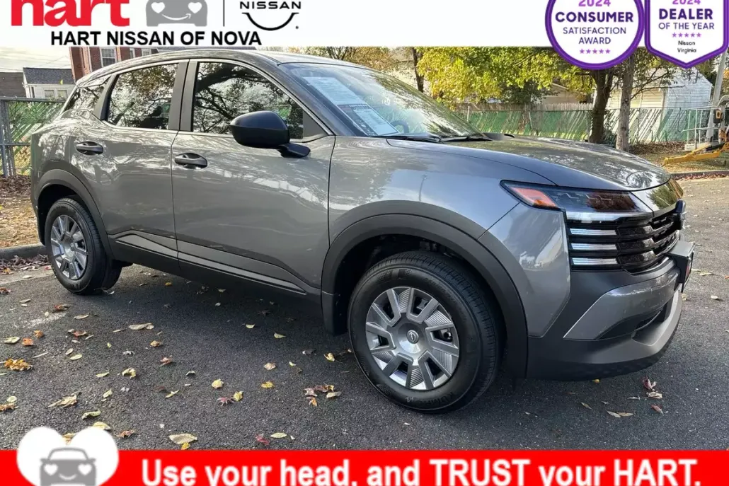 2025 Nissan Kicks S photo 1