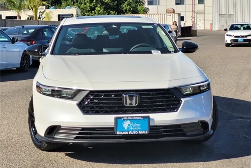 2025 Honda Accord SE photo 1