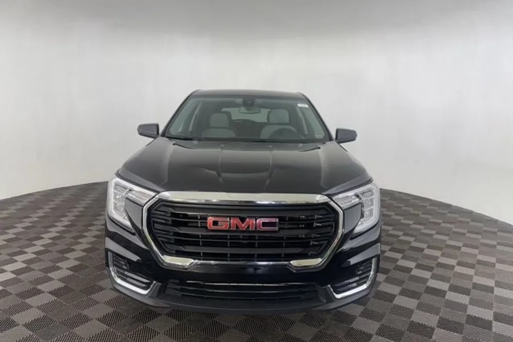 2024 Gmc Terrain SLE photo 1