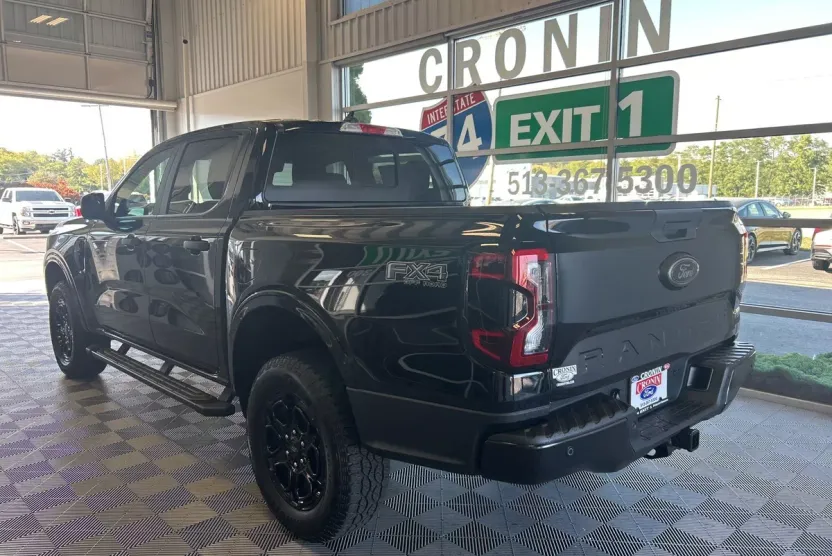 2025 Ford Ranger XLT photo 1