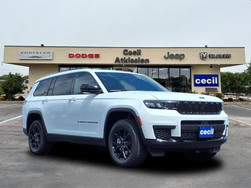 2025 Jeep Grand Cherokee Altitude photo 1