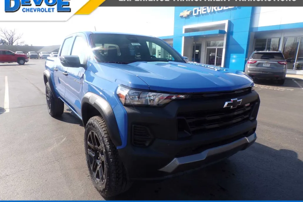 2025 Chevrolet Colorado Trail Boss photo 1