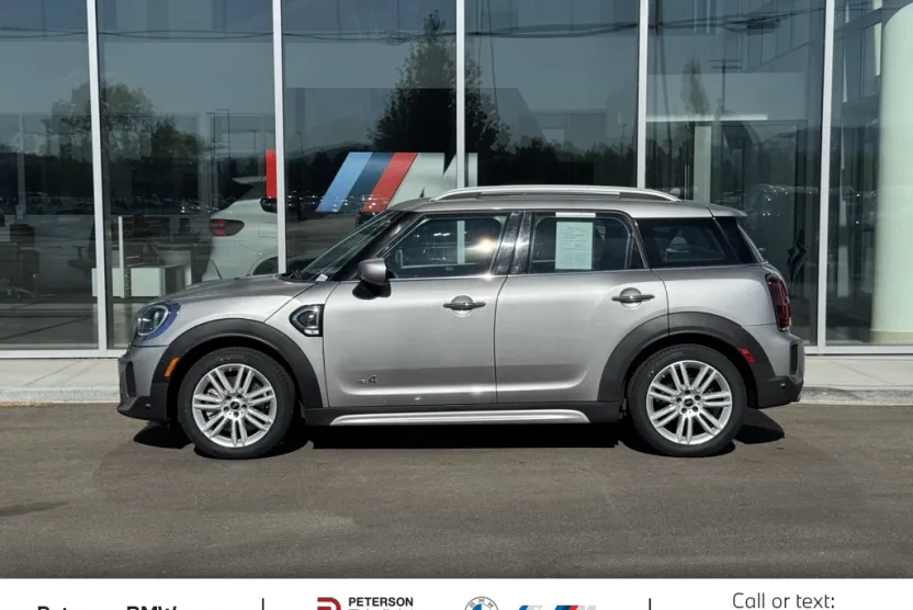 2024 Mini Cooper S ALL4 photo 1