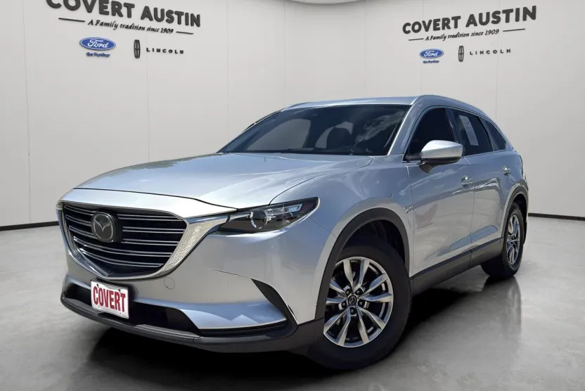 2018 Mazda CX-9 Touring photo 1