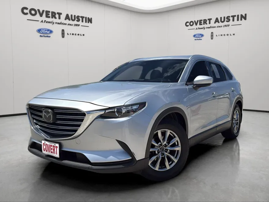 2018 Mazda CX-9 Touring photo 1