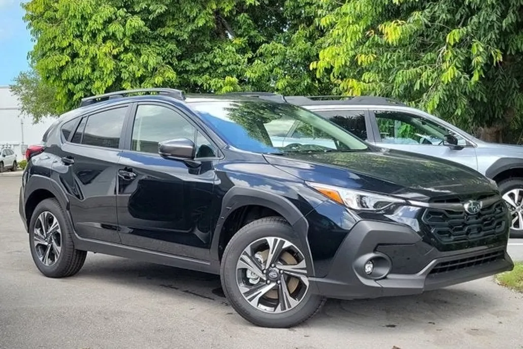 2025 Subaru Crosstrek Premium photo 1