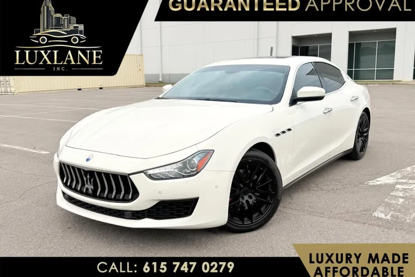 2019 Maserati Ghibli photo 1