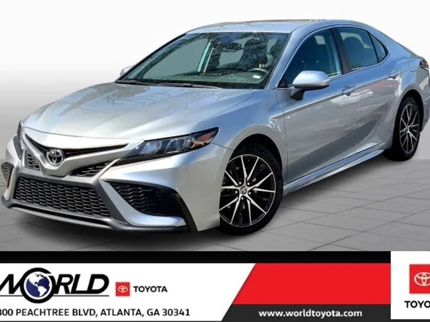 2021 Toyota Camry SE photo 1