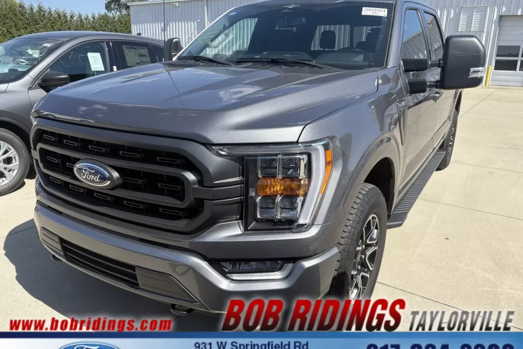 2023 Ford F-150 XLT photo 1