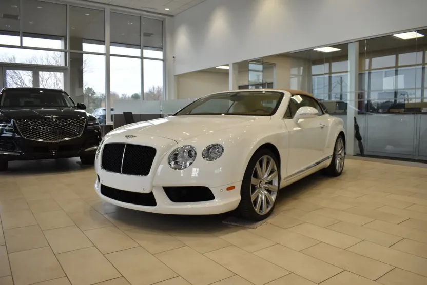2013 Bentley Continental GTC photo 1
