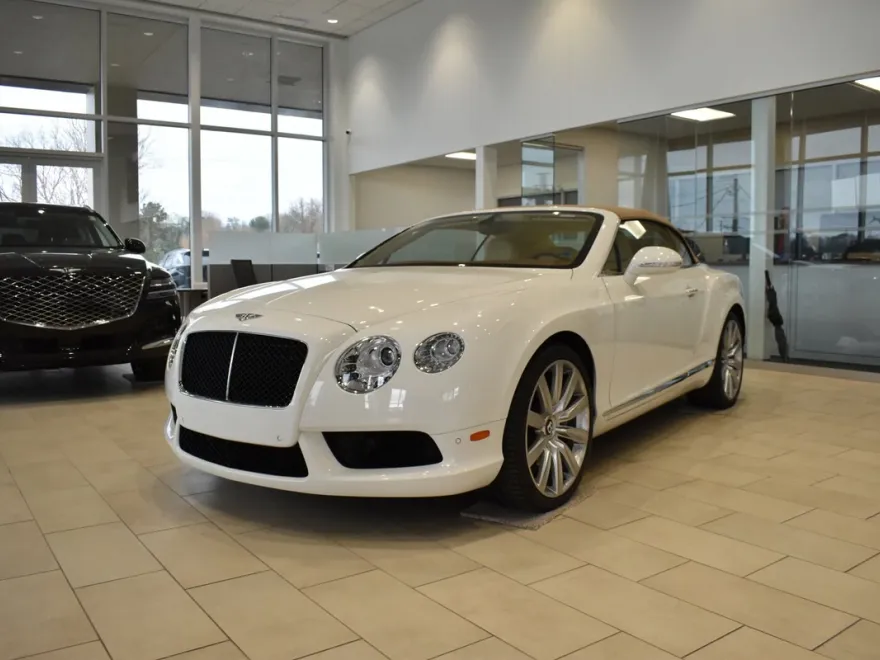 2013 Bentley Continental GTC photo 1