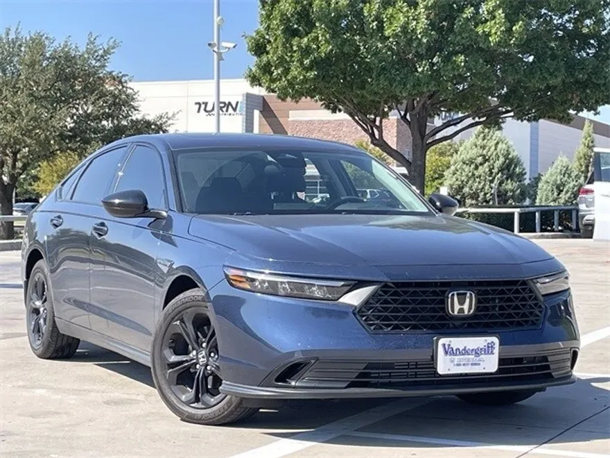 2025 Honda Accord SE photo 1