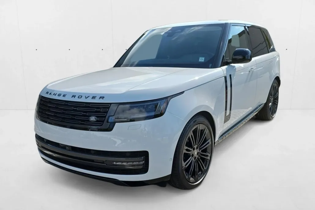 2025 Land Rover Range Rover SE photo 1