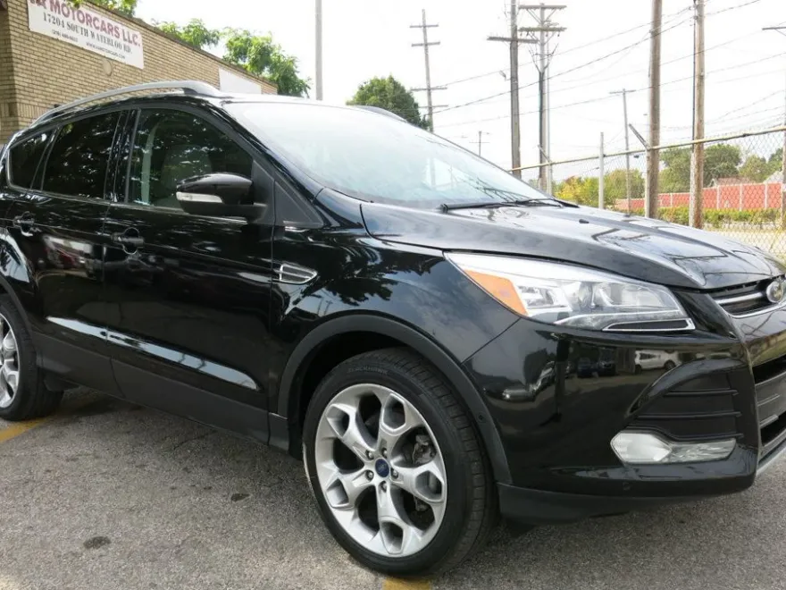 2016 Ford Escape Titanium photo 1