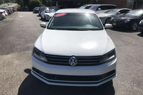 2018 Volkswagen Jetta S photo 2