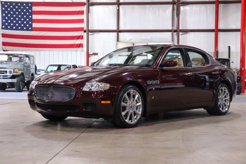2005 Maserati Quattroporte photo 1
