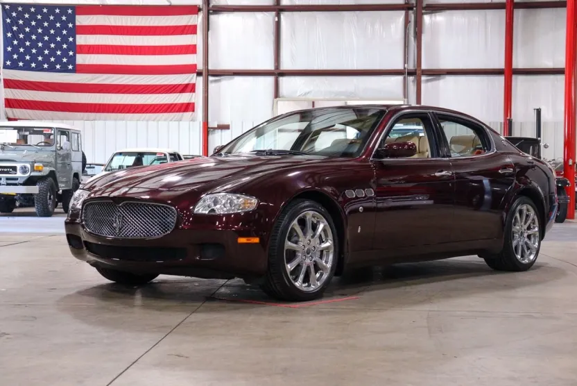 2005 Maserati Quattroporte photo 1