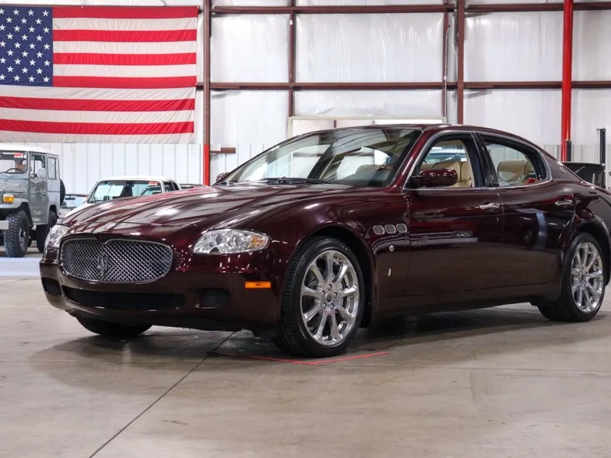 2005 Maserati Quattroporte photo 1
