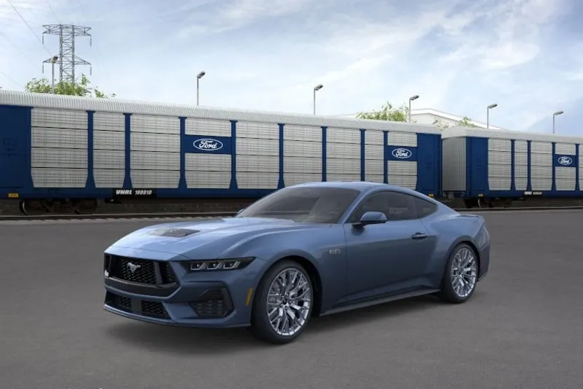 2025 Ford Mustang GT Premium photo 1