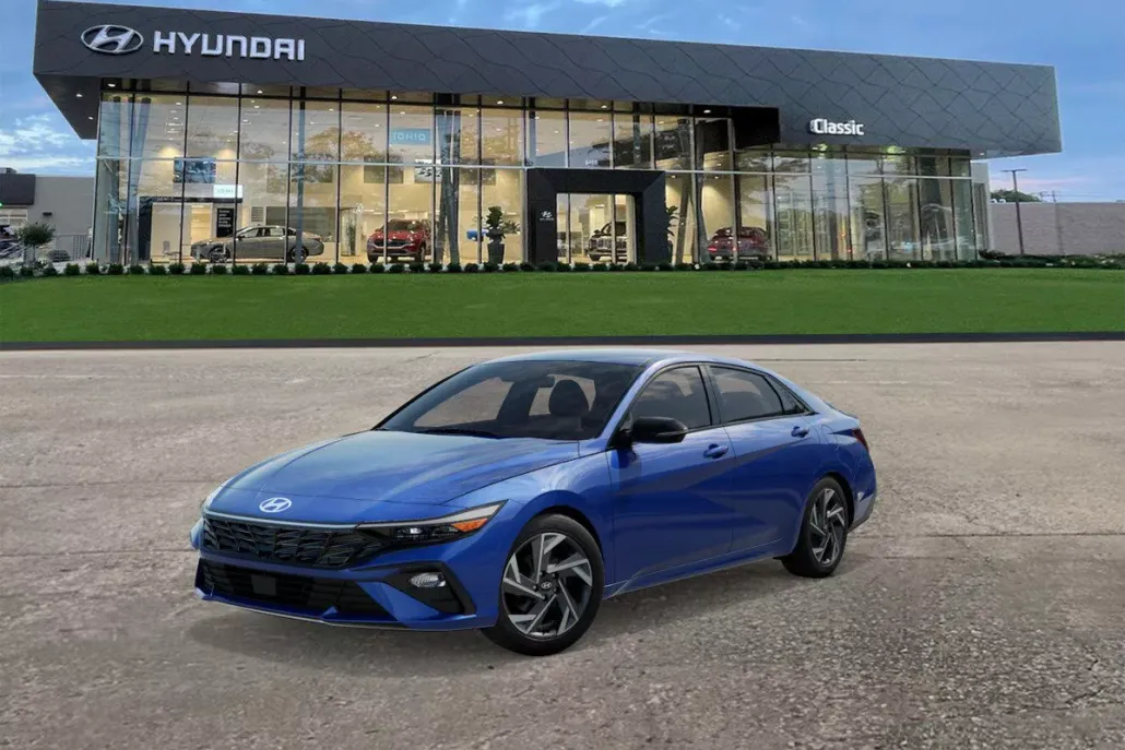 2025 Hyundai Elantra SEL Sport photo 1