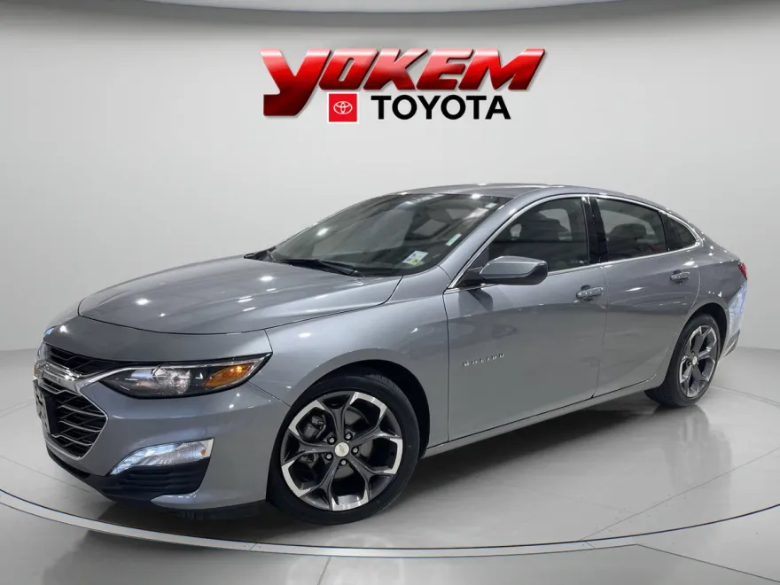 2023 Chevrolet Malibu 1LT photo 1