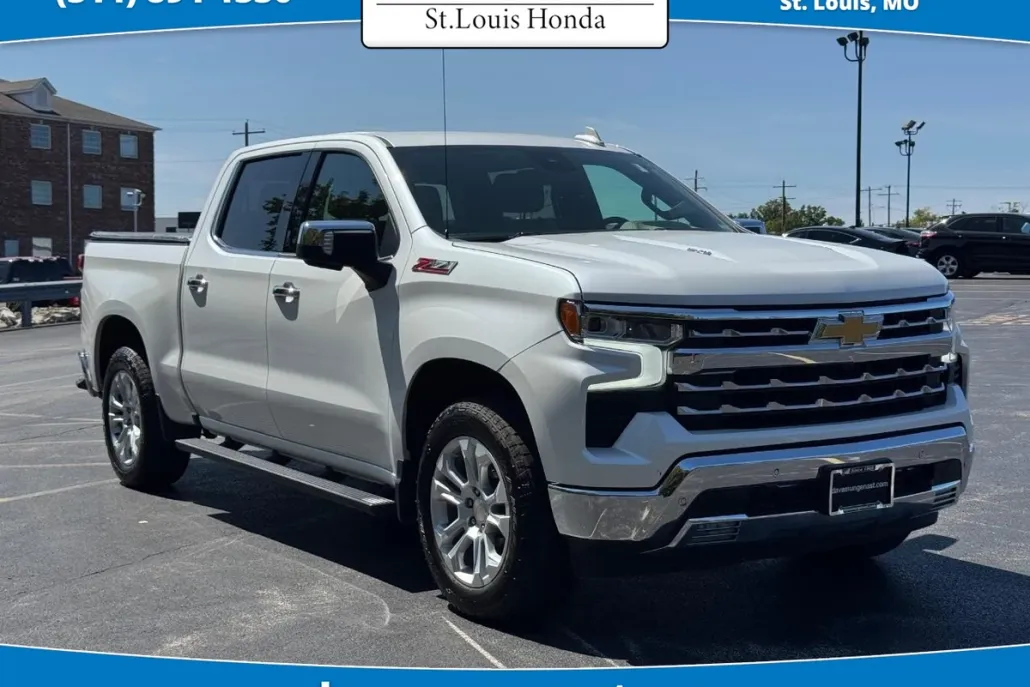 2022 Chevrolet Silverado 1500 LTZ photo 1