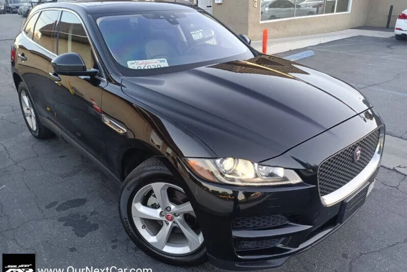 2020 Jaguar F-PACE Premium photo 1