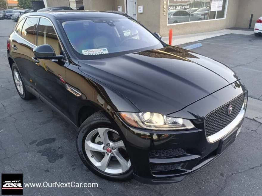 2020 Jaguar F-PACE Premium photo 1