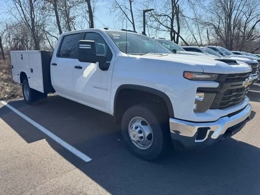 2024 Chevrolet Silverado 3500HD Work Truck photo 1
