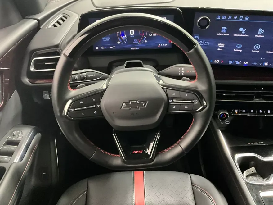 2024 Chevrolet Traverse RS photo 1