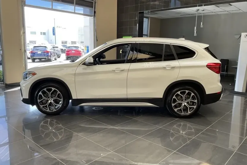 2022 Bmw X1 XDrive28i photo 1