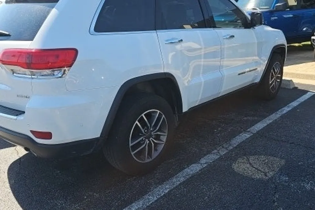 2019 Jeep Grand Cherokee Limited photo 1