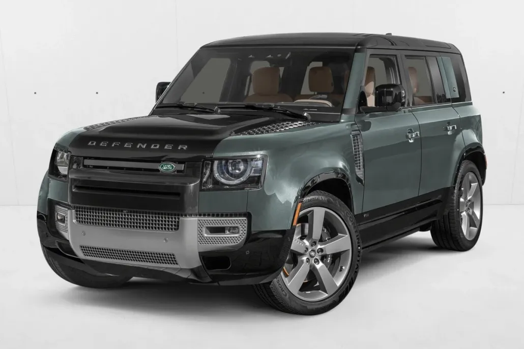 2025 Land Rover Defender 110 photo 1