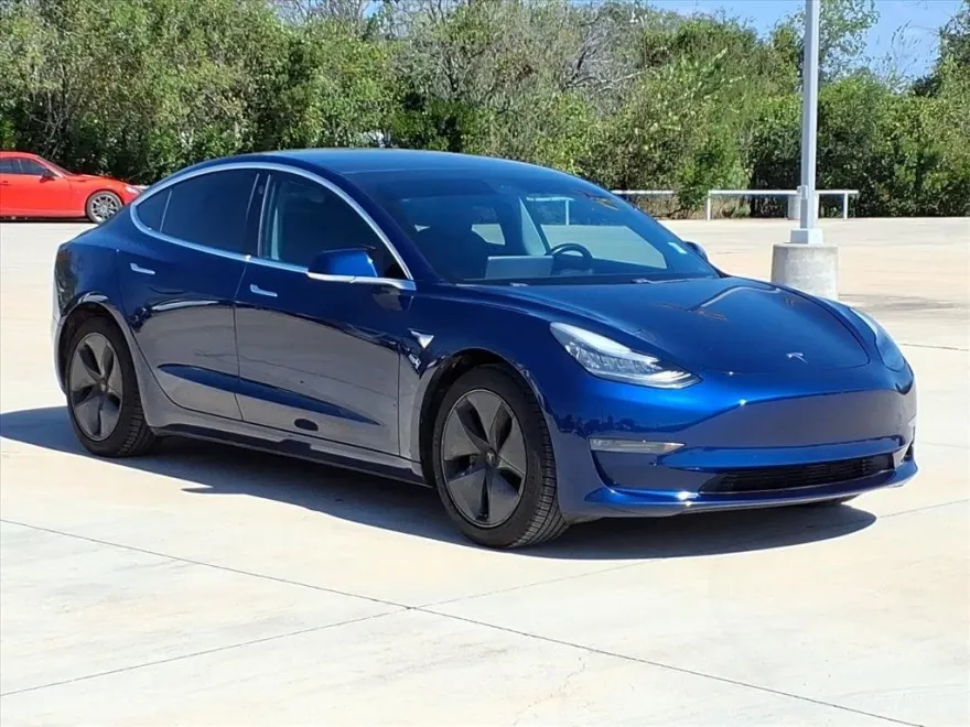 2019 Tesla Model 3 photo 1