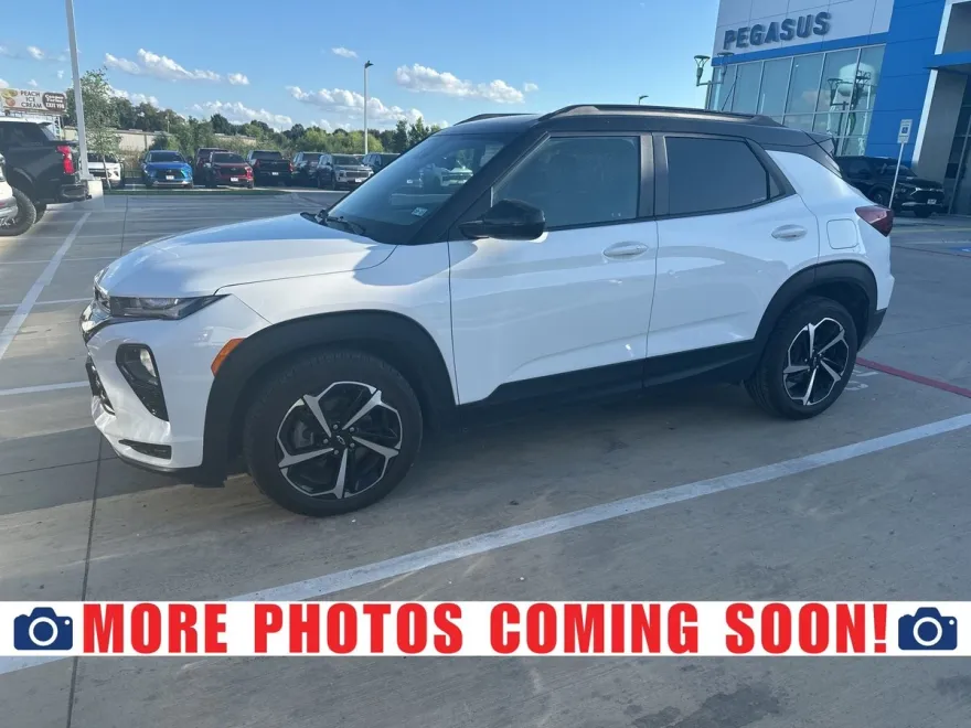 2022 Chevrolet Trailblazer RS photo 1
